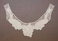 Ubranie klienta Okrągły Ivory Haft Cotton Crochet Lace Collar Dekolt