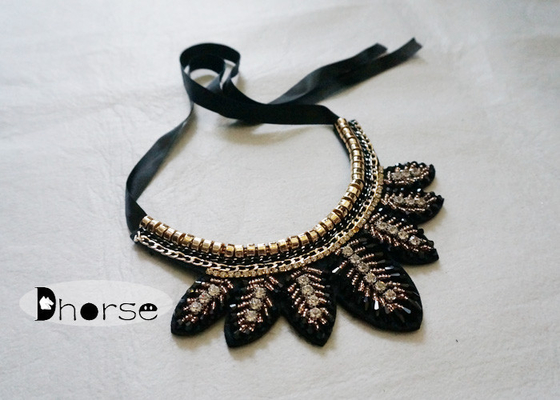 Handmade Odłączany Bling Rhinestone Obroża naszyjnik z koralików, kształt liścia