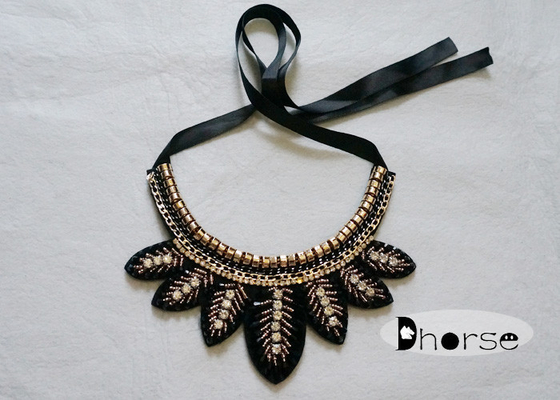 Handmade Odłączany Bling Rhinestone Obroża naszyjnik z koralików, kształt liścia